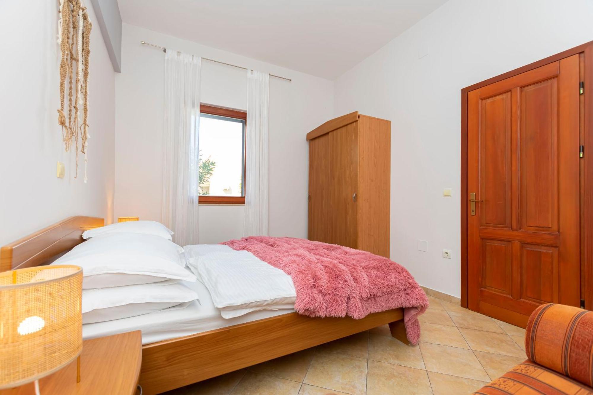 Apartment Ljiljana Omiš
