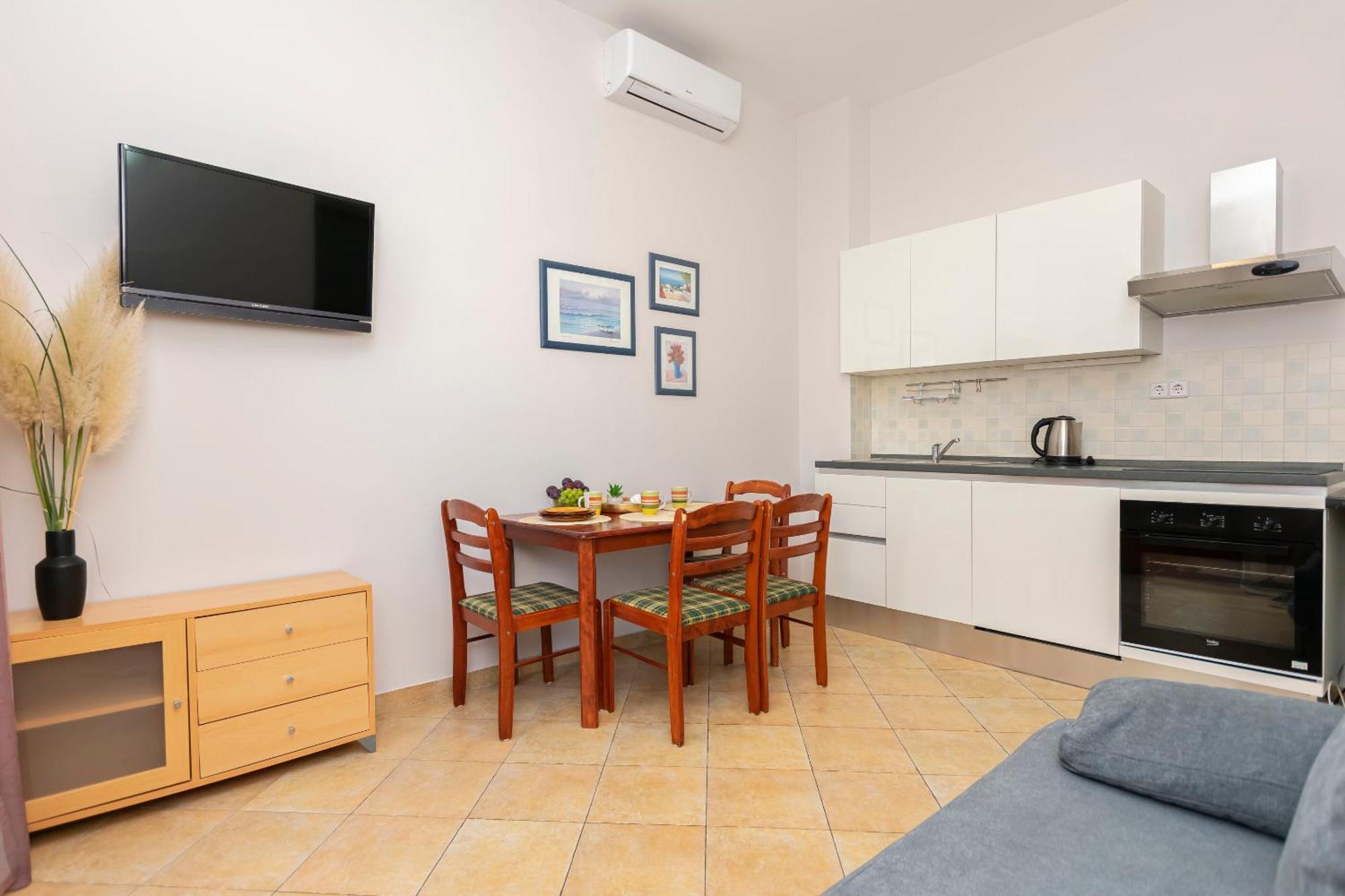 Apartment Ljiljana