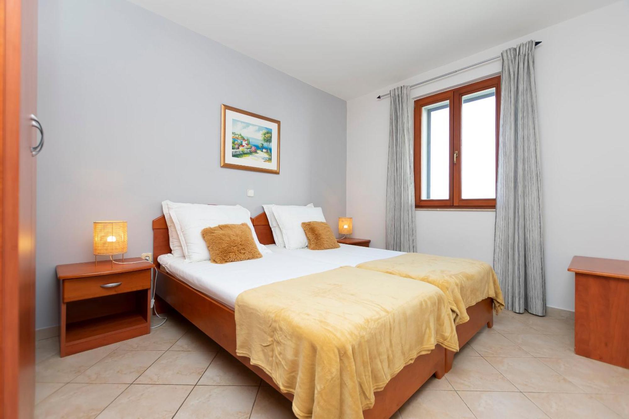 Apartment Ljiljana