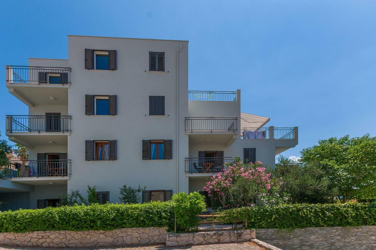 Ljiljana Apartment